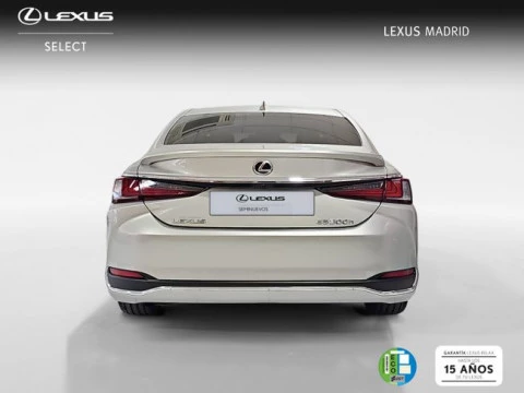 Lexus ES 2.5 300h Premium