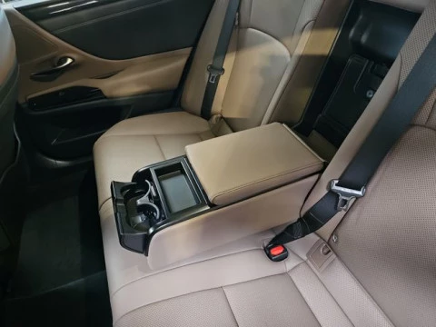 Lexus ES 2.5 300h Premium