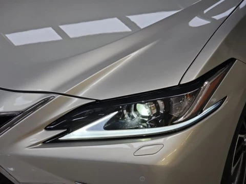 Lexus ES 2.5 300h Premium