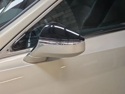 Lexus ES 2.5 300h Premium