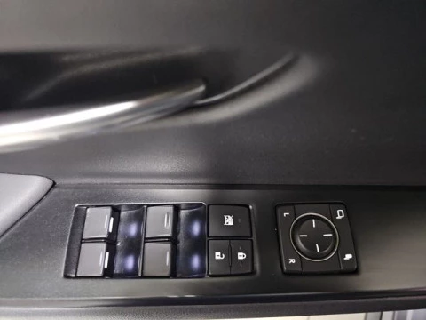 Lexus UX 2.0 250h Business