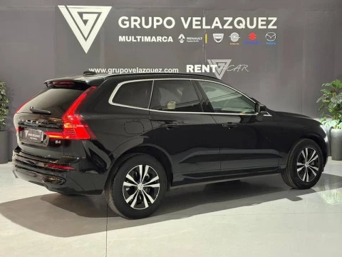 Volvo XC60 2.0 B4 D Momentum Pro Auto