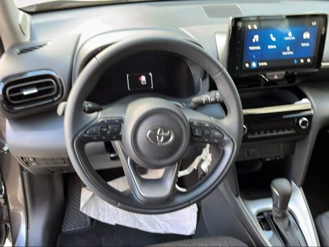 Toyota Yaris Cross 1.5 130H Business Plus