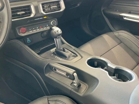 Ford Mustang 5.0 Ti-VCT V8 331kW Mustang GT (Fastb.)