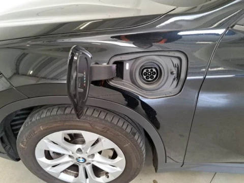 BMW X1 xDrive25e