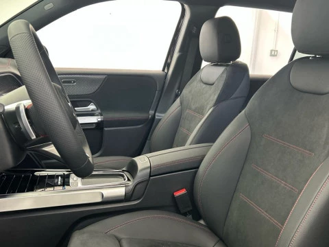 Mercedes-Benz EQB 250+ AMG Night EDITION