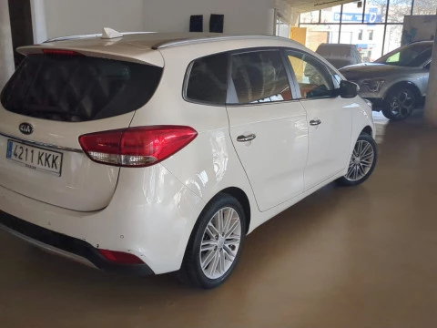 Kia Carens 1.6 GDi 99kW (135CV) Drive