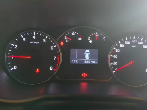 Kia Carens 1.6 GDi 99kW (135CV) Drive