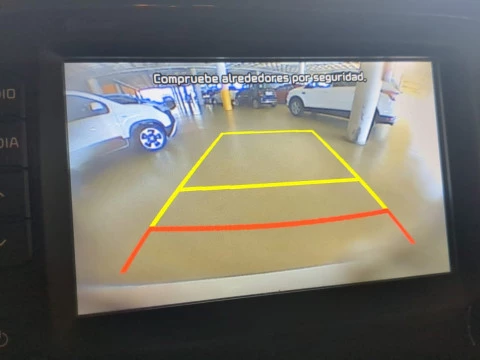 Kia Carens 1.6 GDi 99kW (135CV) Drive