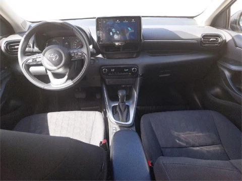 Toyota Yaris ACTIVE PLUS