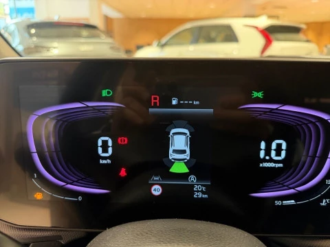 Kia Stonic 1.0 T-GDi 74kW (100CV) Concept