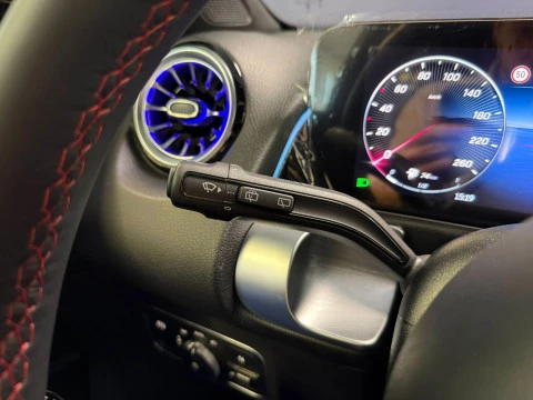 Mercedes-Benz GLB GLB 200 d