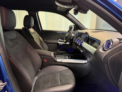 Mercedes-Benz GLB GLB 200 d