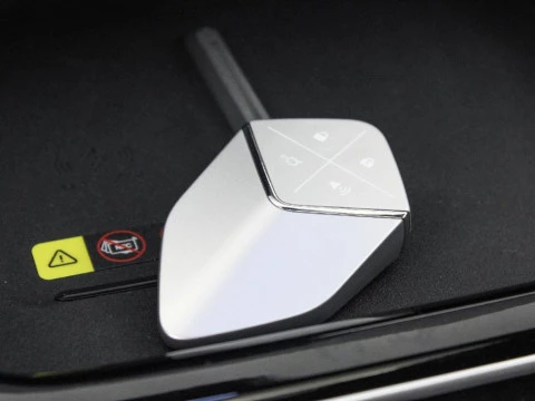 CHANGAN DEEPAL S05 EV BEV 69KWH MAX AUTO RWD 272 5P