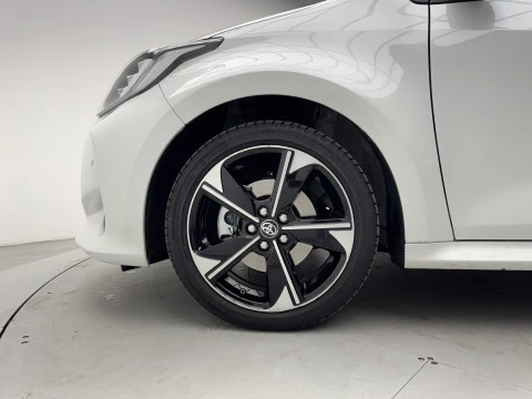 Toyota Yaris 1.5 130H Premiere Edition