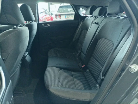 Kia Ceed 1.0 T-GDi 74kW (100CV) Drive