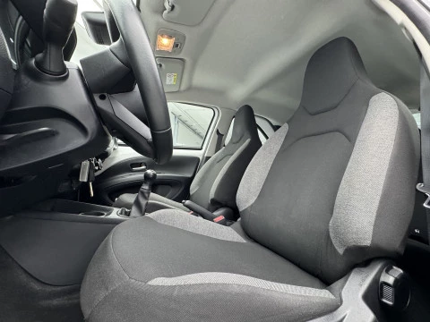 Toyota Aygo X Cross 1.0 VVT-I 72CV Play