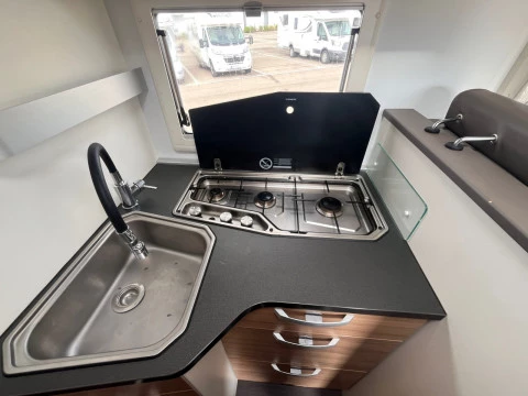 ADRIA MATRIX MATRIX M 670 SP