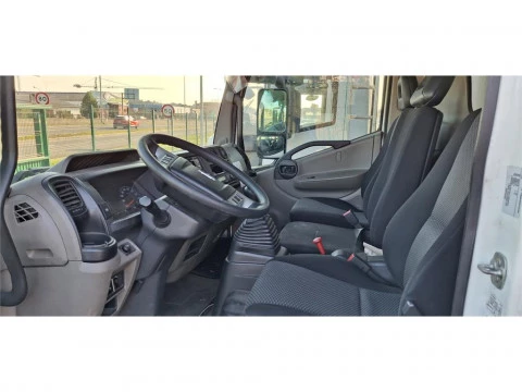 Nissan NT 500 7.500 KG