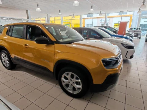 Jeep Avenger 1.2 G 74KW ALTITUDE 5P