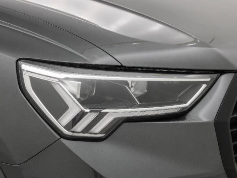 Audi Q3 2.0 35 TDI S TRONIC BLACK LINE 150 5P