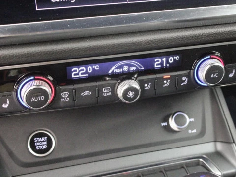 Audi Q3 2.0 35 TDI S TRONIC BLACK LINE 150 5P