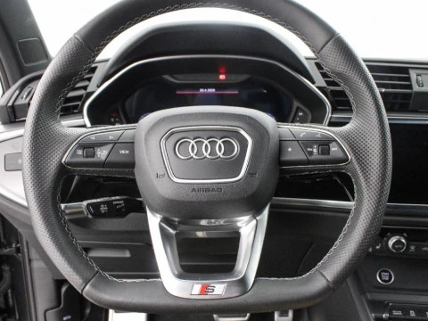 Audi Q3 2.0 35 TDI S TRONIC BLACK LINE 150 5P