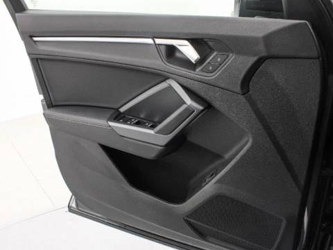 Audi Q3 2.0 35 TDI S TRONIC BLACK LINE 150 5P