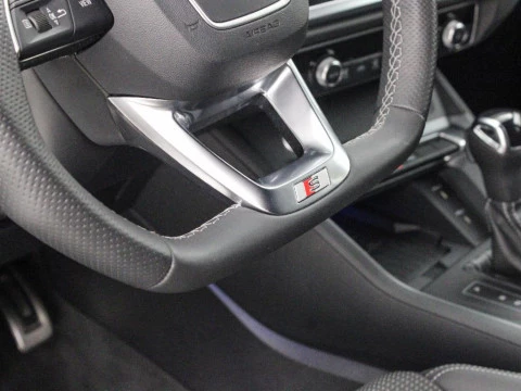 Audi Q3 2.0 35 TDI S TRONIC BLACK LINE 150 5P