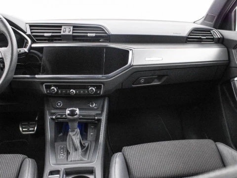 Audi Q3 2.0 35 TDI S TRONIC BLACK LINE 150 5P