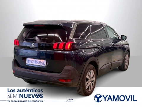 Peugeot 5008 1.2L PureTech SANDS Active EAT8 96 kW (130 CV)