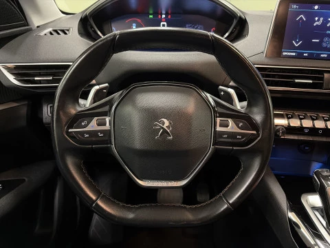 Peugeot 5008 1.2L PureTech SANDS Active EAT8 96 kW (130 CV)