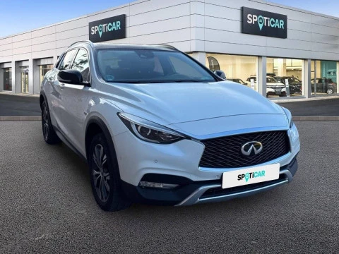 Infiniti QX30 2.2D PREMIUM 7DCT AWD