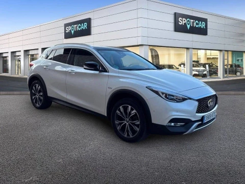 Infiniti QX30 2.2D PREMIUM 7DCT AWD