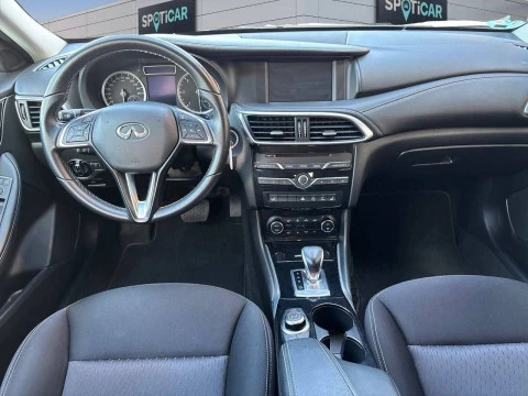 Infiniti QX30 2.2D PREMIUM 7DCT AWD