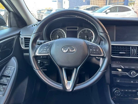 Infiniti QX30 2.2D PREMIUM 7DCT AWD