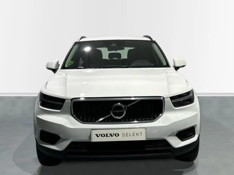 Volvo XC40 1.5 T3 MOMENTUM CORE 163 5P