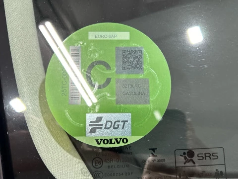 Volvo XC40 1.5 T3 MOMENTUM CORE 163 5P