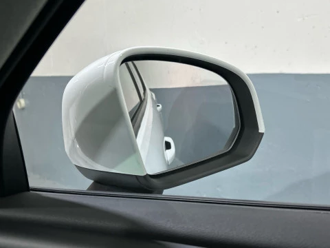 Volvo XC40 1.5 T3 MOMENTUM CORE 163 5P