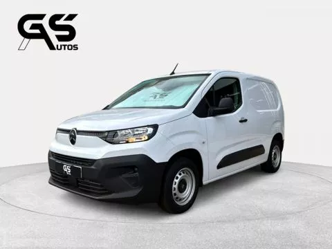 Citroën Berlingo Furgon BlueHDi 100 Talla M 75 kW (102 CV) Citroën Berlingo Furgon BlueHDi 100 Talla M 75 kW (102 CV)