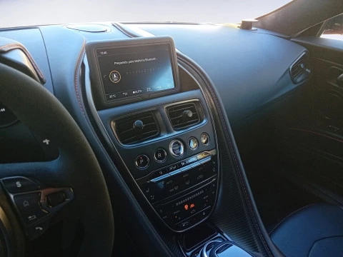 Aston Martin DBS Superleggera 5.2 V12