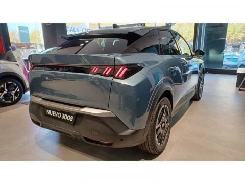 Peugeot e-3008 Allure Eléctrico 157kW