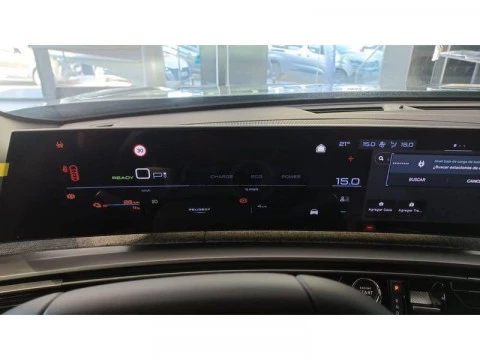 Peugeot e-3008 Allure Eléctrico 157kW