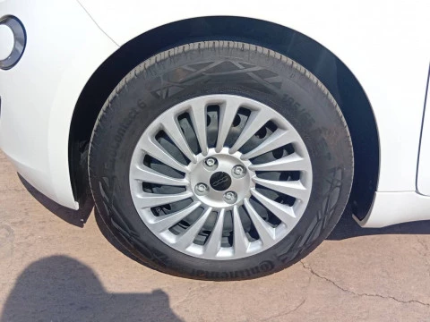 Fiat 500 Monotrim Hb 190km 70kW (95CV)