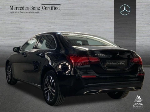 Mercedes-Benz Clase A 250 e Sedán