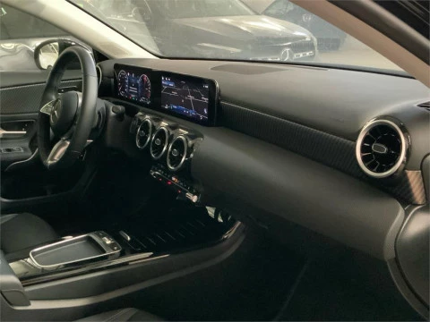 Mercedes-Benz Clase A 250 e Sedán