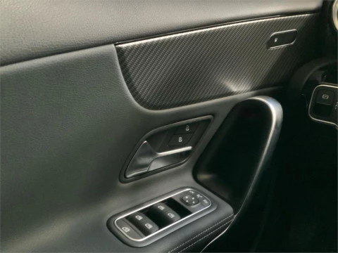 Mercedes-Benz Clase A 250 e Sedán