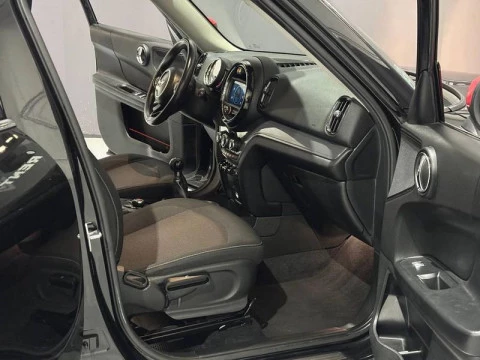 MINI Countryman One