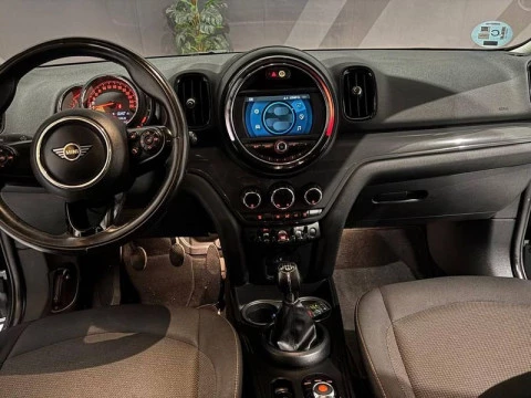 MINI Countryman One