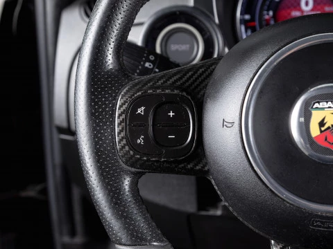 Abarth 500 595 Competizione 1.4 16v T-Jet 132kW E6